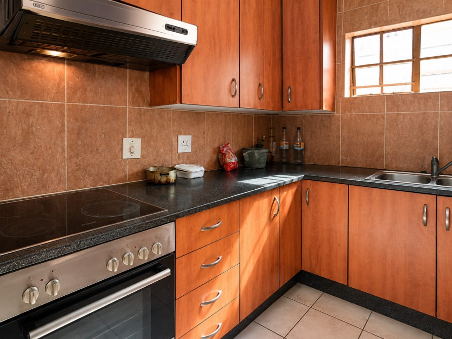 5 Bedroom Property for Sale in Eveleigh Gauteng