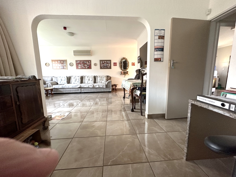 3 Bedroom Property for Sale in Faerie Glen Gauteng