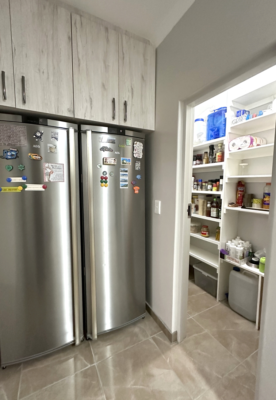 3 Bedroom Property for Sale in Faerie Glen Gauteng