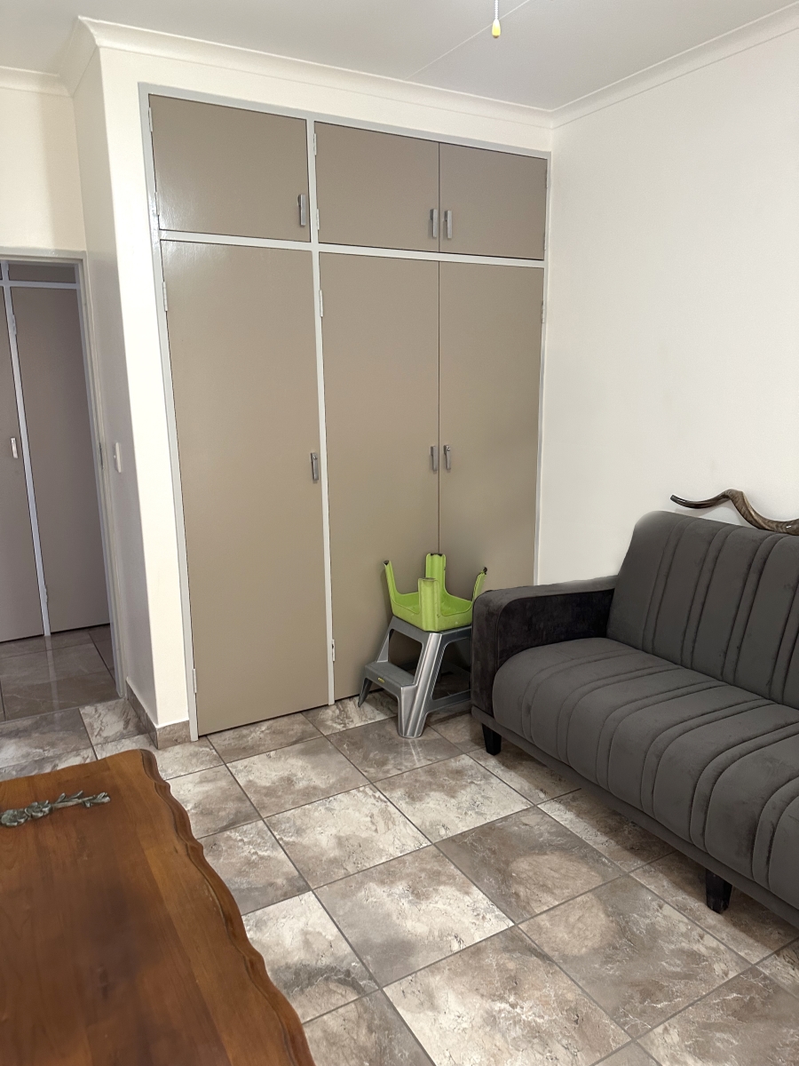 3 Bedroom Property for Sale in Faerie Glen Gauteng