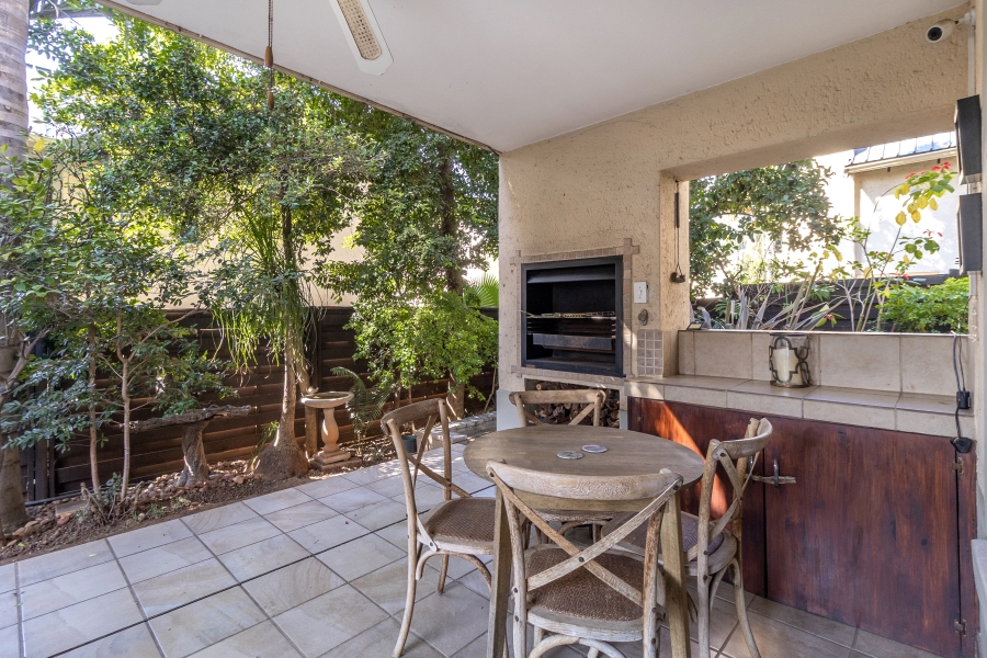 3 Bedroom Property for Sale in Equestria Gauteng