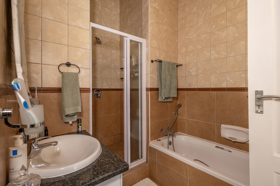 3 Bedroom Property for Sale in Equestria Gauteng