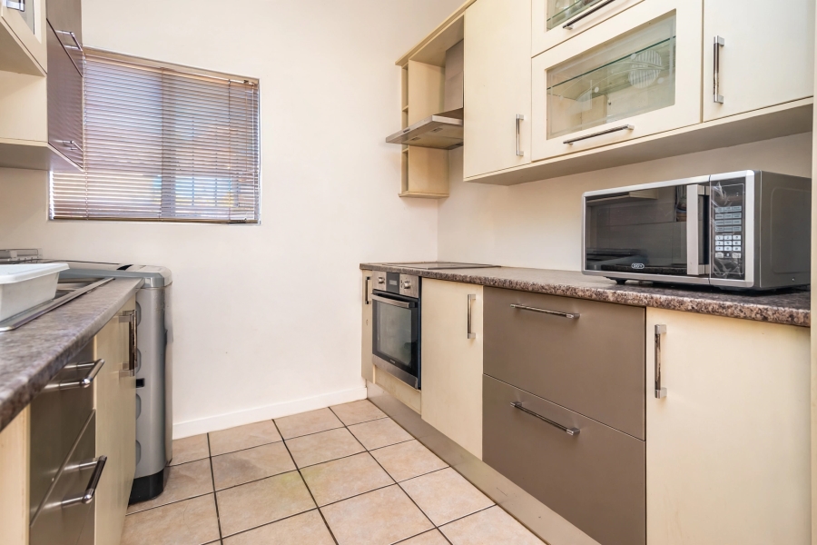 2 Bedroom Property for Sale in Protea Glen Gauteng