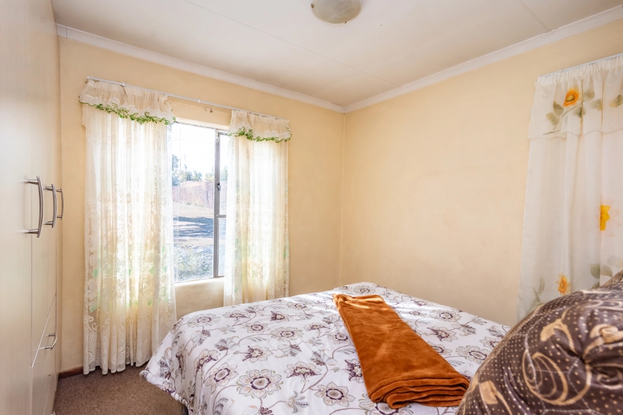 2 Bedroom Property for Sale in Protea Glen Gauteng