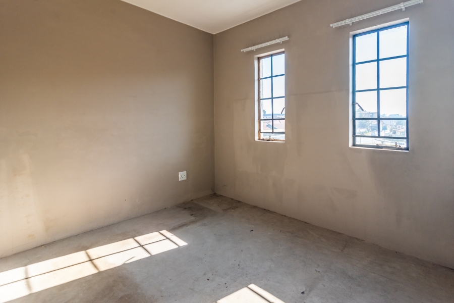 2 Bedroom Property for Sale in Fleurhof Gauteng