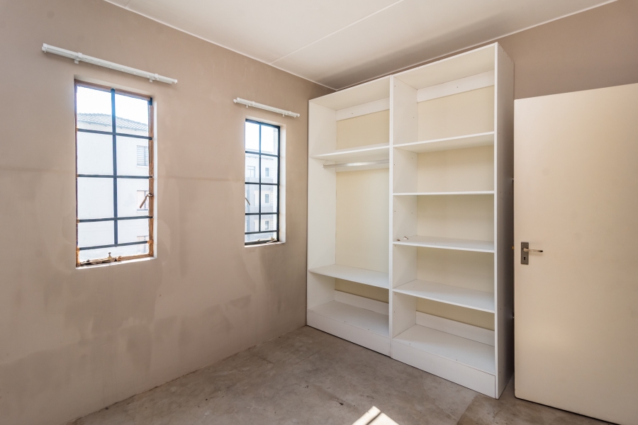 2 Bedroom Property for Sale in Fleurhof Gauteng