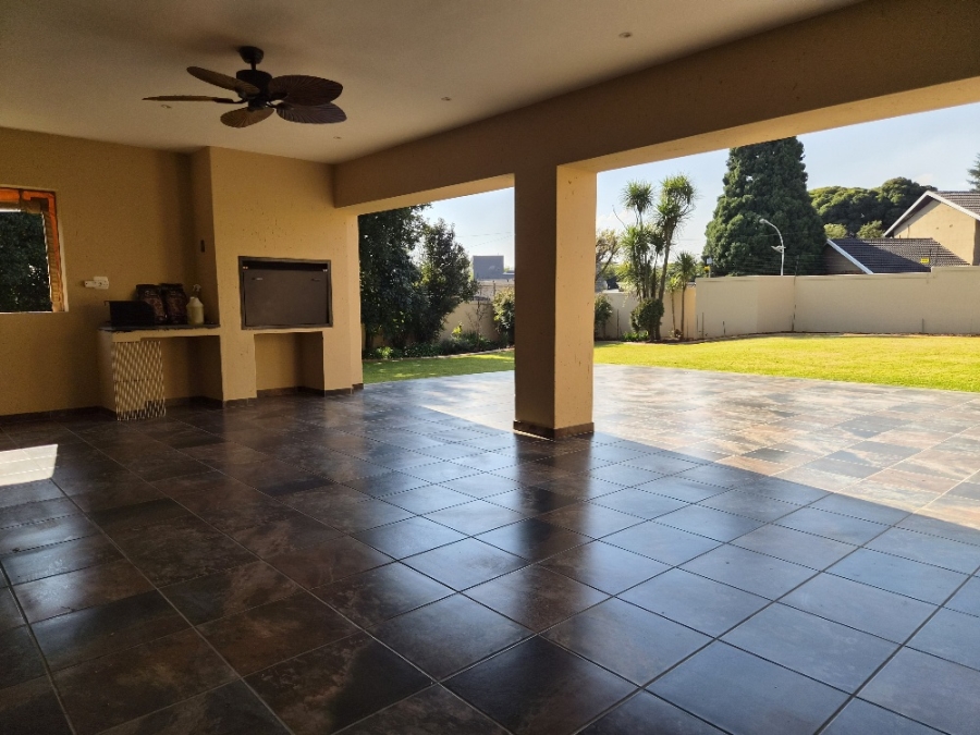 3 Bedroom Property for Sale in Bedfordview Gauteng