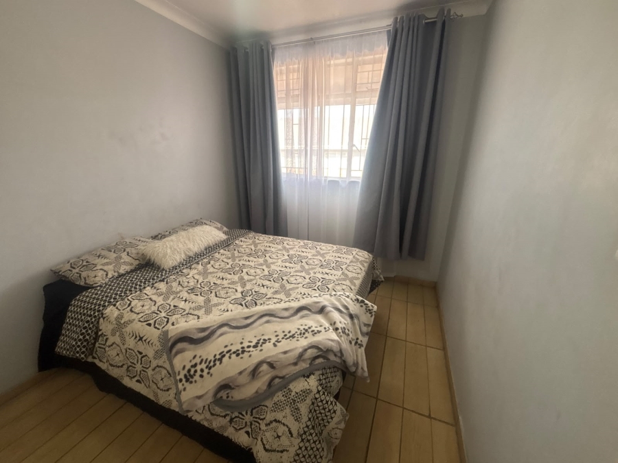 2 Bedroom Property for Sale in Vanderbijlpark Cw 6 Gauteng