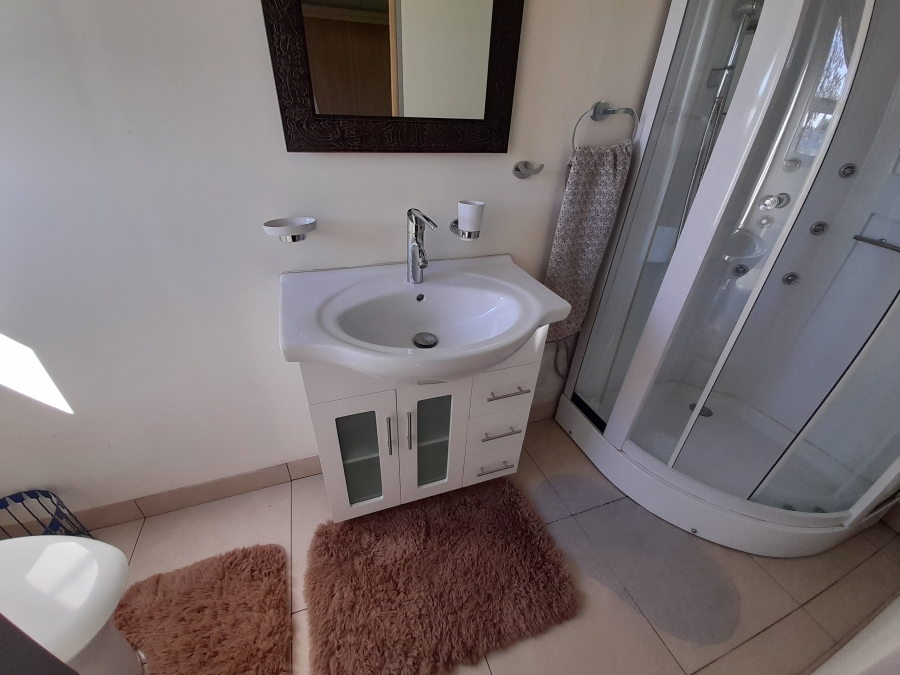 To Let 2 Bedroom Property for Rent in Lochvaal Gauteng