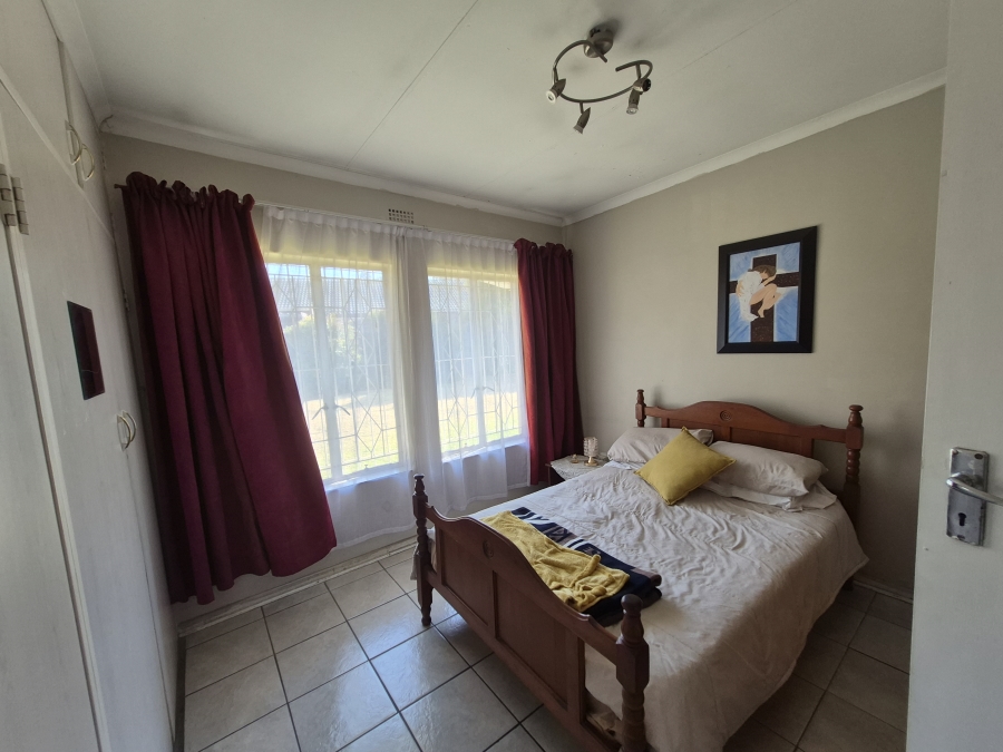 4 Bedroom Property for Sale in Brackendowns Gauteng