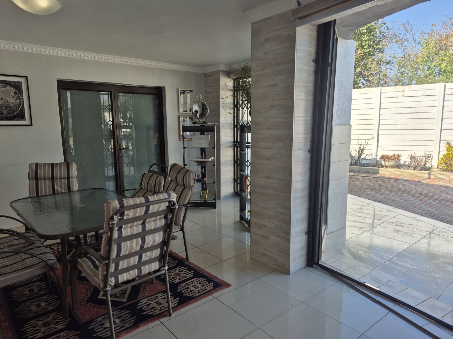 4 Bedroom Property for Sale in Brackendowns Gauteng