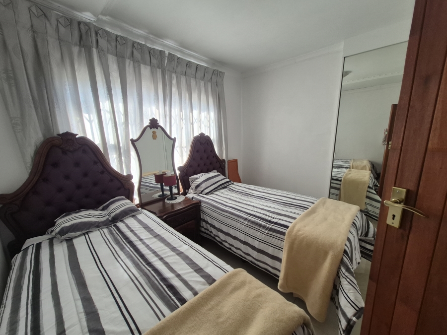 4 Bedroom Property for Sale in Brackendowns Gauteng