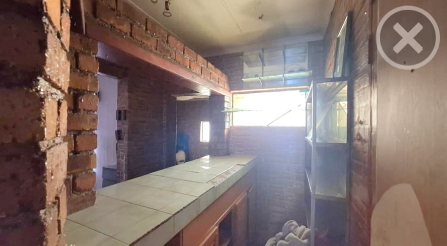 2 Bedroom Property for Sale in Rondebult Gauteng