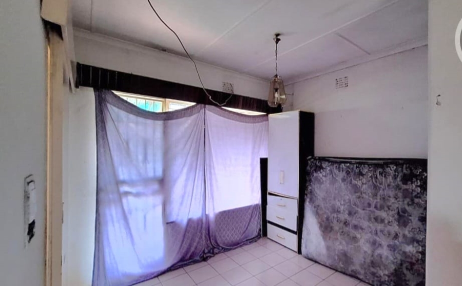 2 Bedroom Property for Sale in Rondebult Gauteng