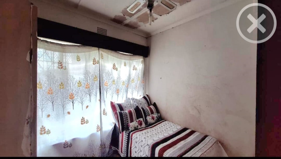 2 Bedroom Property for Sale in Rondebult Gauteng