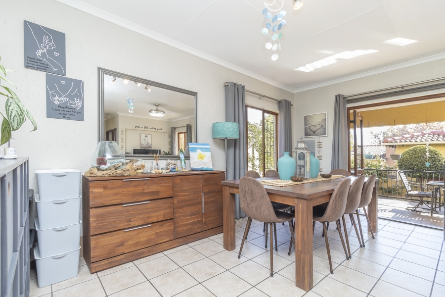 2 Bedroom Property for Sale in Sunninghill Gauteng