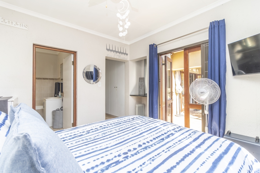 2 Bedroom Property for Sale in Sunninghill Gauteng