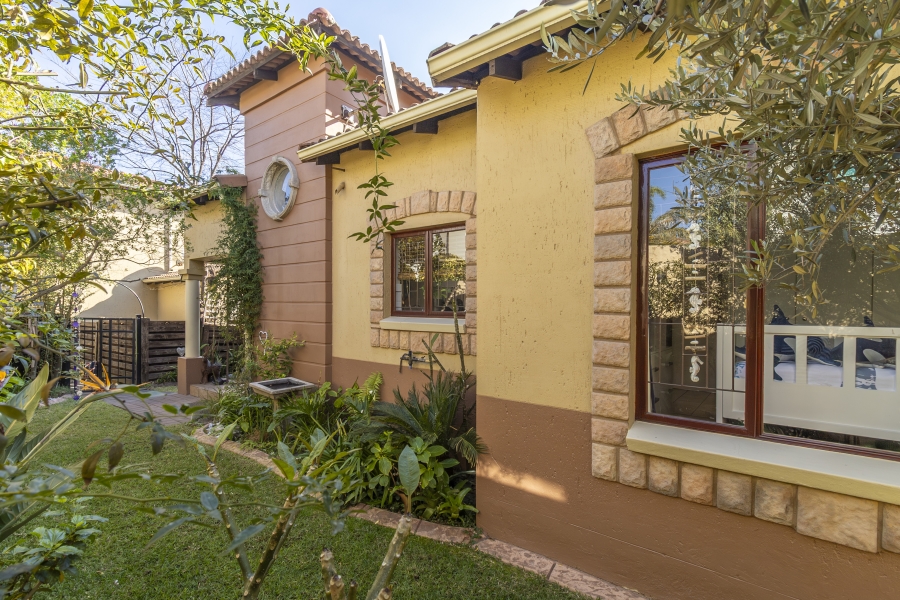 2 Bedroom Property for Sale in Sunninghill Gauteng