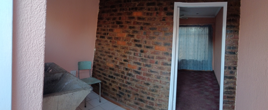 3 Bedroom Property for Sale in Brakpan Central Gauteng
