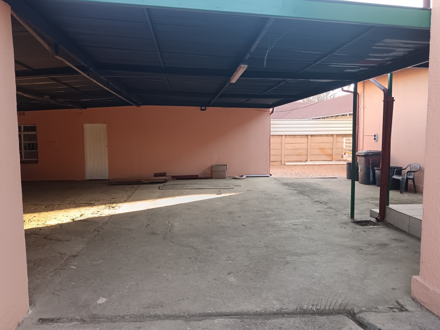3 Bedroom Property for Sale in Brakpan Central Gauteng