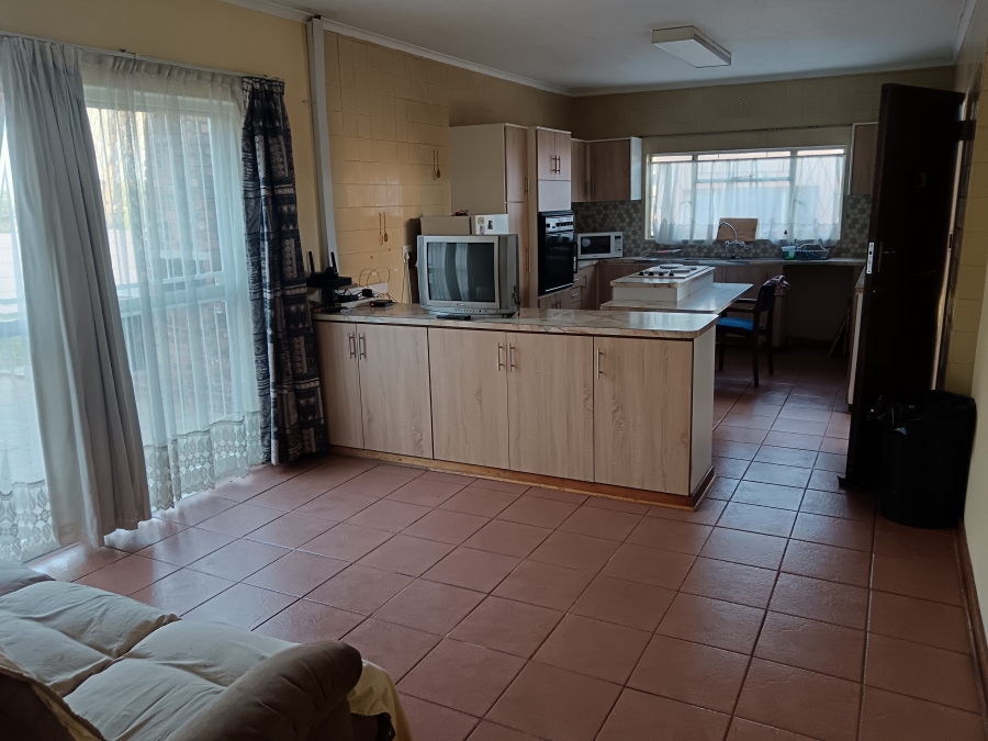 3 Bedroom Property for Sale in Brakpan Central Gauteng