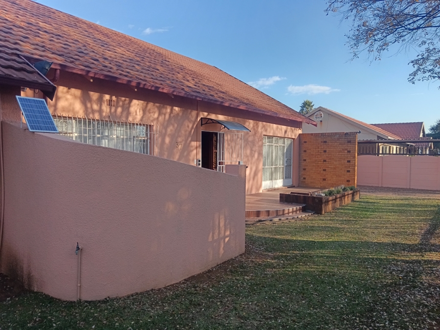 3 Bedroom Property for Sale in Brakpan Central Gauteng