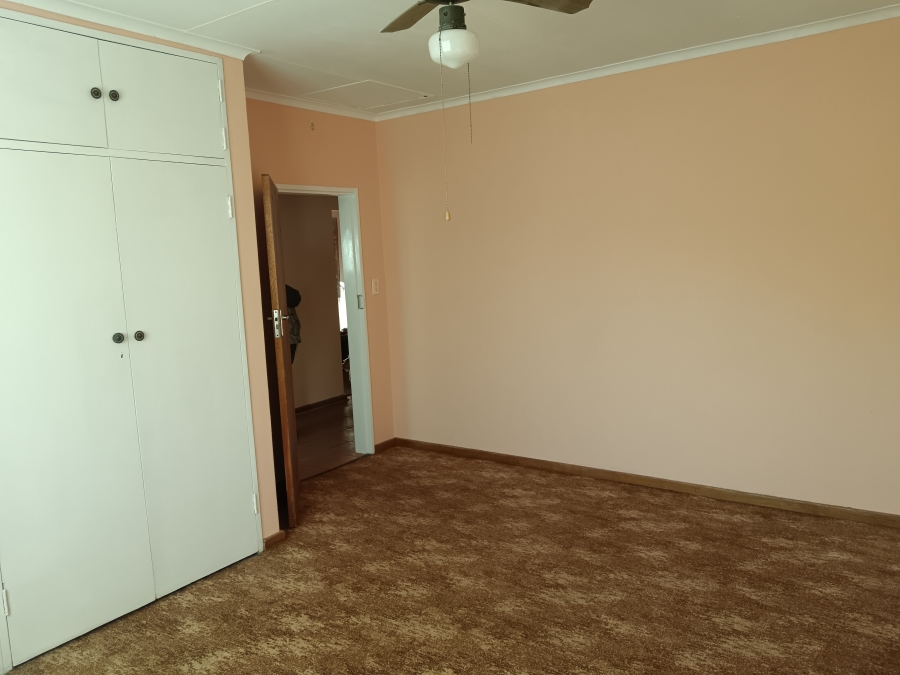 3 Bedroom Property for Sale in Brakpan Central Gauteng