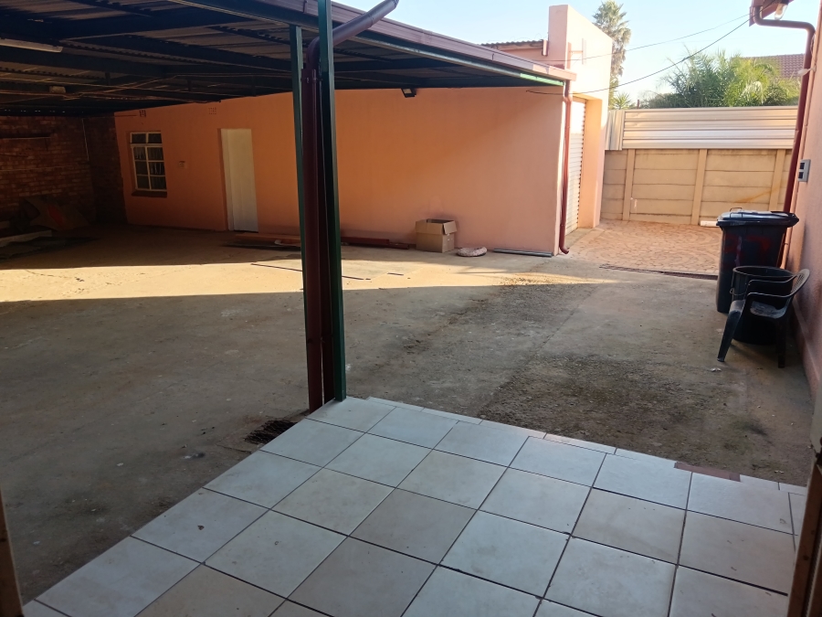 3 Bedroom Property for Sale in Brakpan Central Gauteng