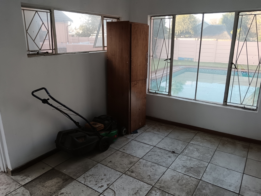 3 Bedroom Property for Sale in Brakpan Central Gauteng