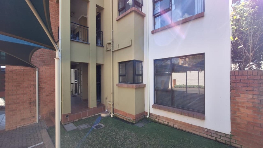 2 Bedroom Property for Sale in Douglasdale Gauteng