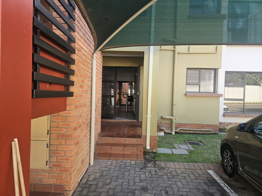 2 Bedroom Property for Sale in Douglasdale Gauteng