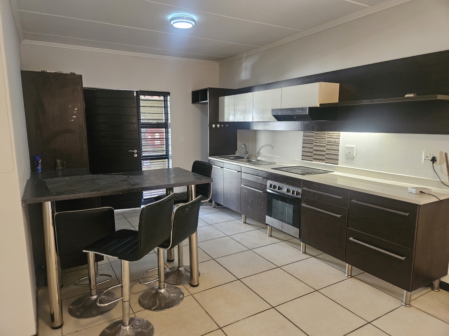 2 Bedroom Property for Sale in Douglasdale Gauteng