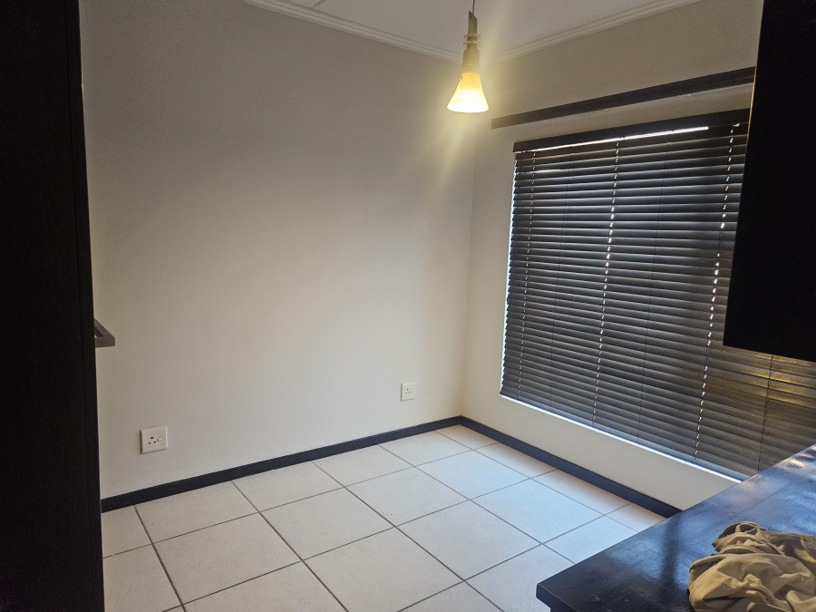 2 Bedroom Property for Sale in Douglasdale Gauteng