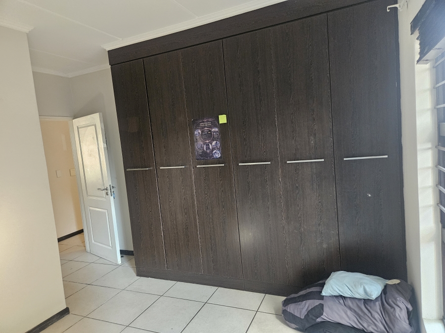 2 Bedroom Property for Sale in Douglasdale Gauteng