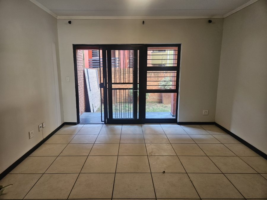 2 Bedroom Property for Sale in Douglasdale Gauteng