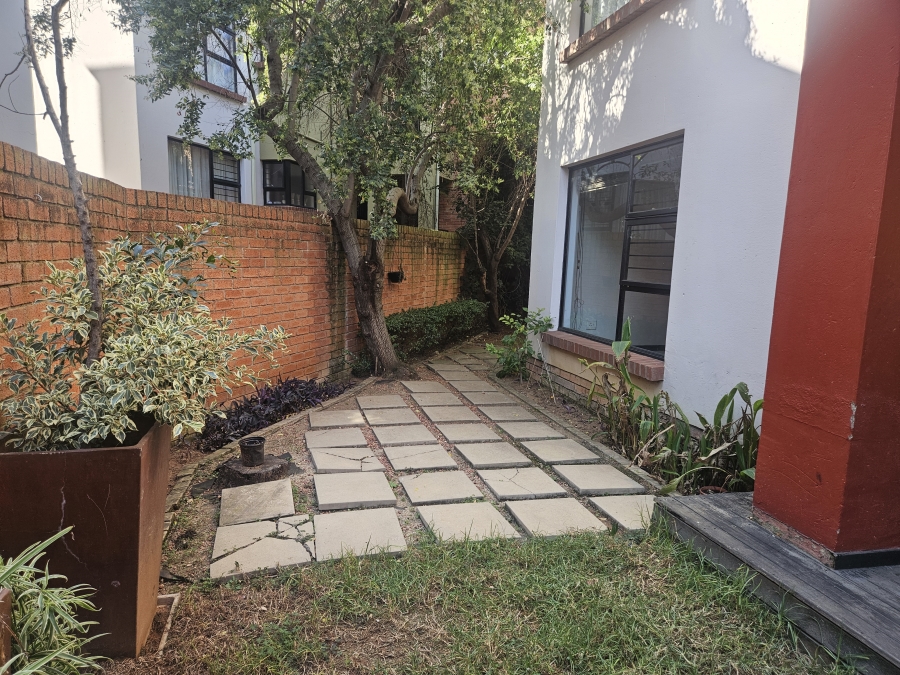 2 Bedroom Property for Sale in Douglasdale Gauteng