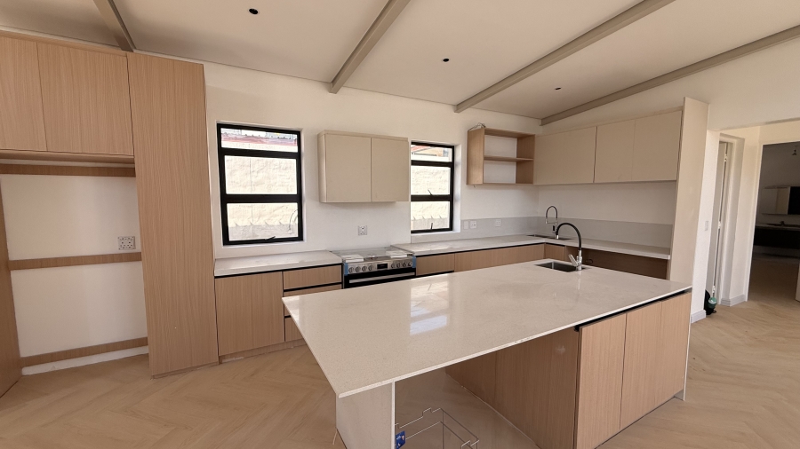 To Let 3 Bedroom Property for Rent in Bryanston Gauteng