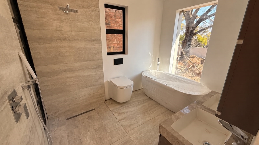 To Let 3 Bedroom Property for Rent in Bryanston Gauteng