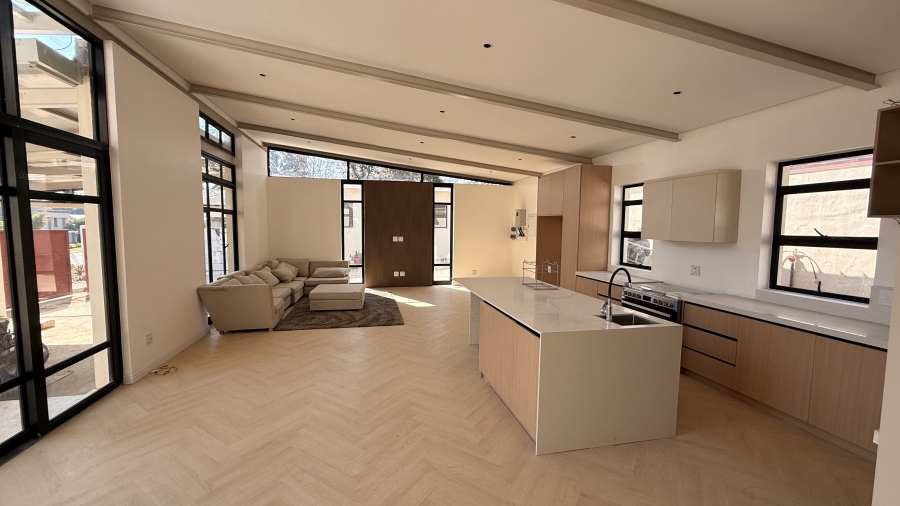 To Let 3 Bedroom Property for Rent in Bryanston Gauteng