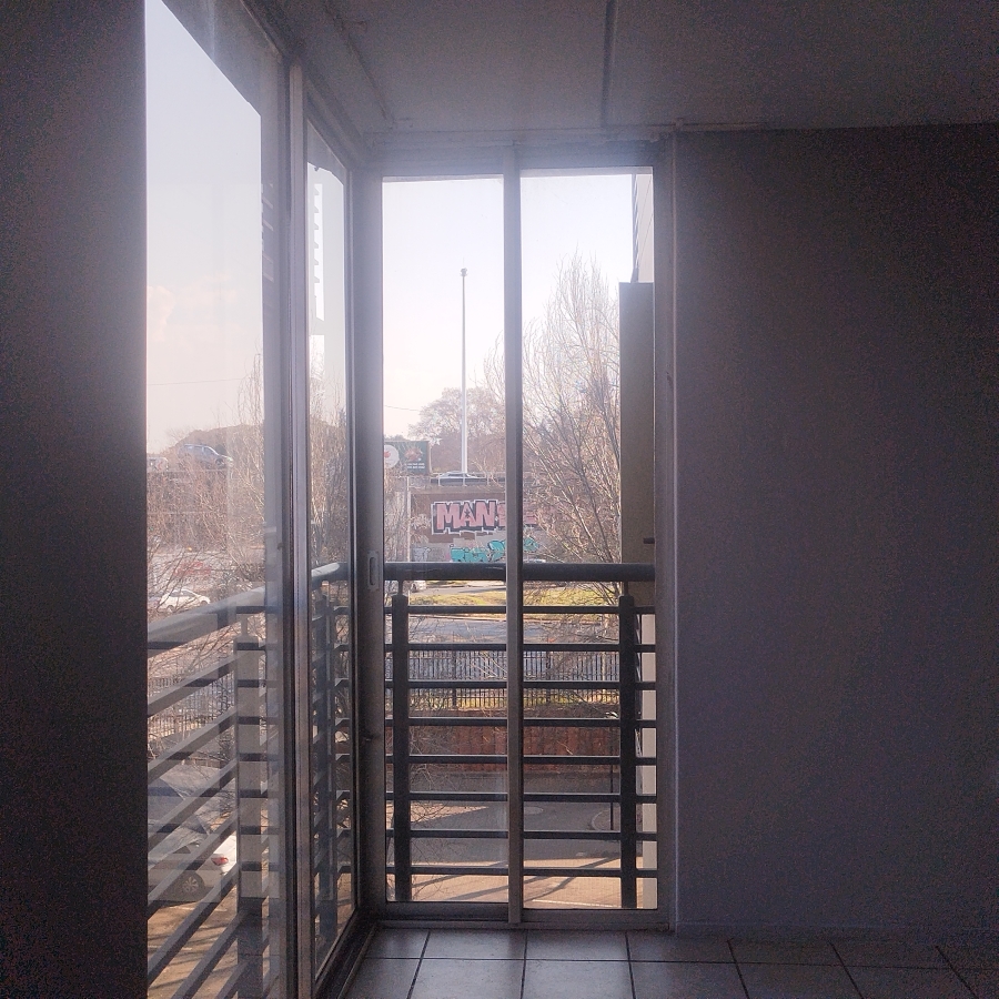 To Let 1 Bedroom Property for Rent in Braamfontein Werf Gauteng