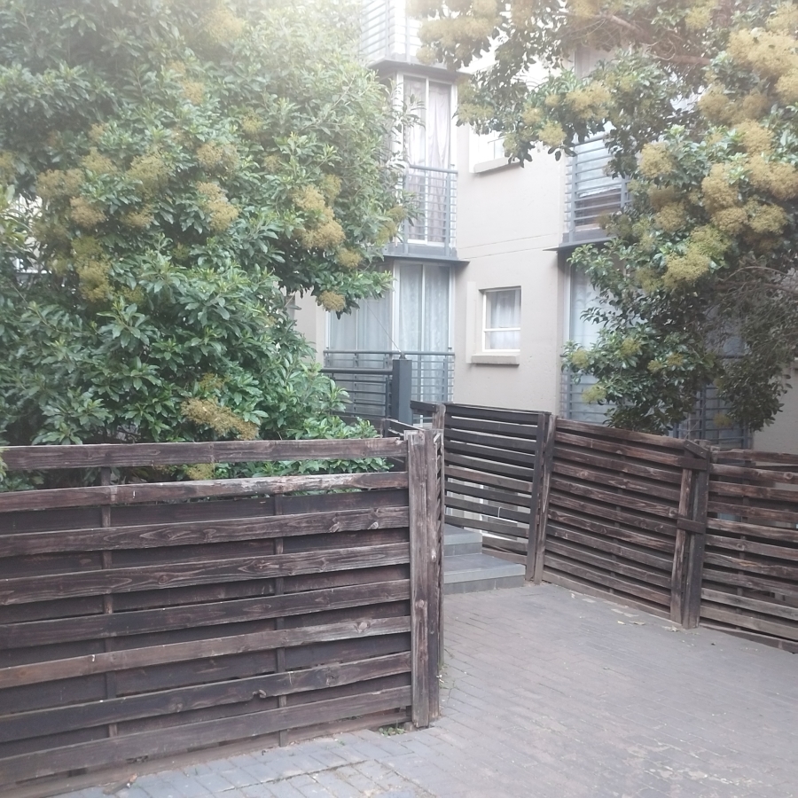 To Let 1 Bedroom Property for Rent in Braamfontein Werf Gauteng