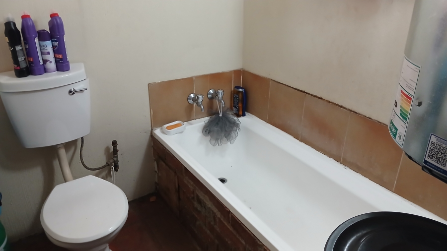 2 Bedroom Property for Sale in Elspark Gauteng