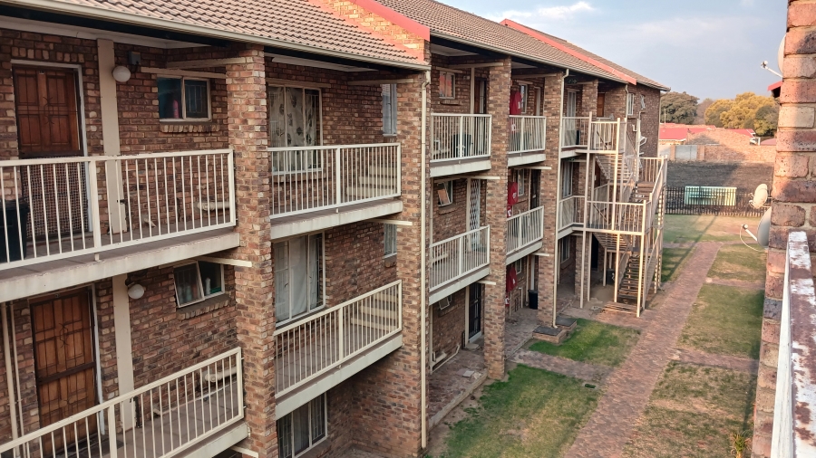 2 Bedroom Property for Sale in Elspark Gauteng