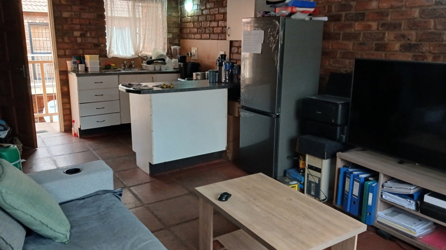 2 Bedroom Property for Sale in Elspark Gauteng