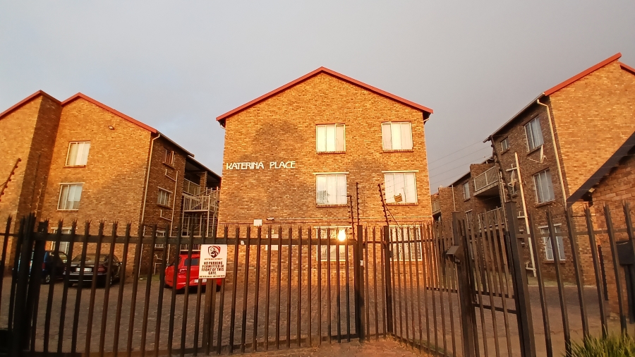 2 Bedroom Property for Sale in Elspark Gauteng