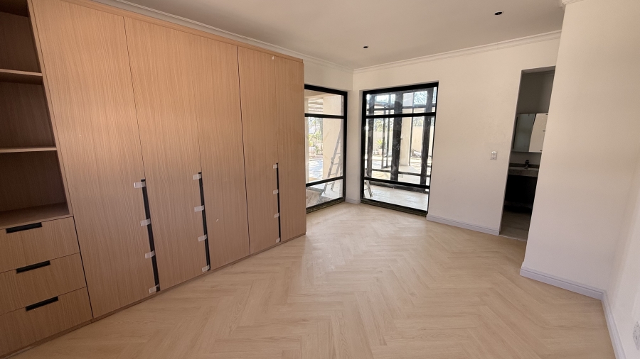 To Let 2 Bedroom Property for Rent in Bryanston Gauteng