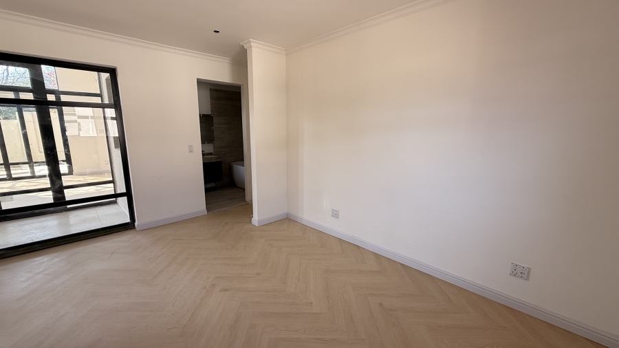 To Let 2 Bedroom Property for Rent in Bryanston Gauteng