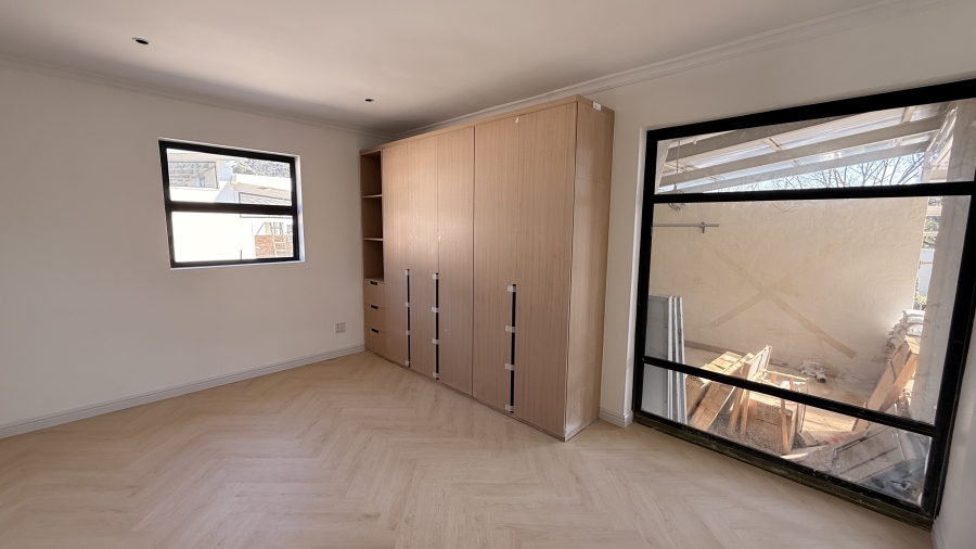 To Let 2 Bedroom Property for Rent in Bryanston Gauteng