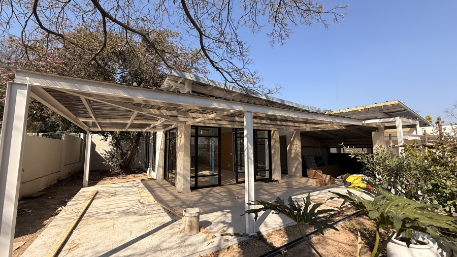 To Let 2 Bedroom Property for Rent in Bryanston Gauteng
