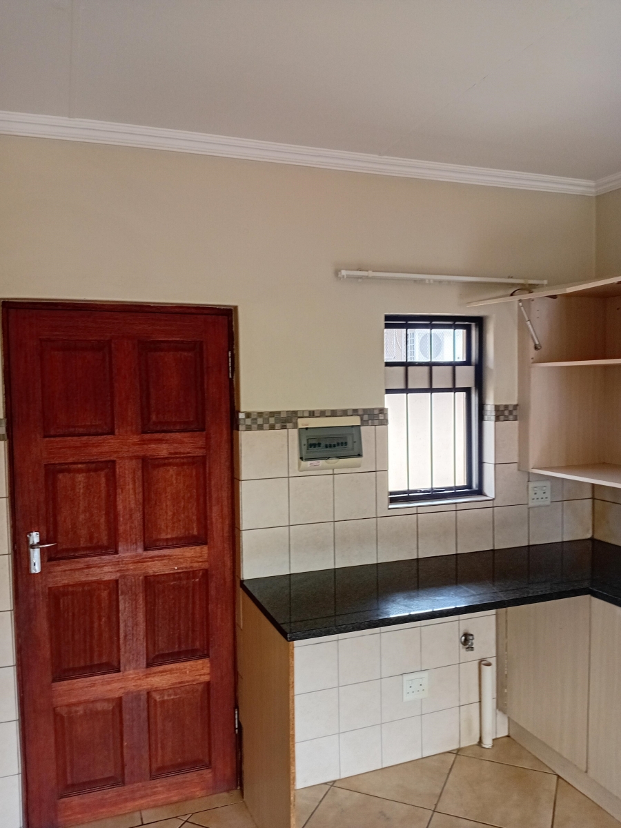 2 Bedroom Property for Sale in Villieria Gauteng